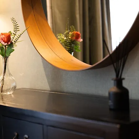 Entire 1 Bed - Number 23 - The Cosy Collection Ltd * York