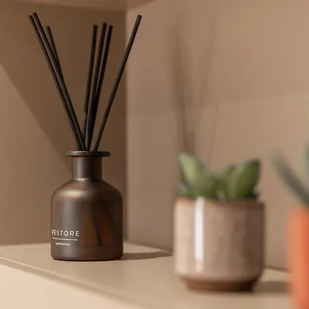 Entire 1 Bed - Number 23 - The Cosy Collection Ltd *